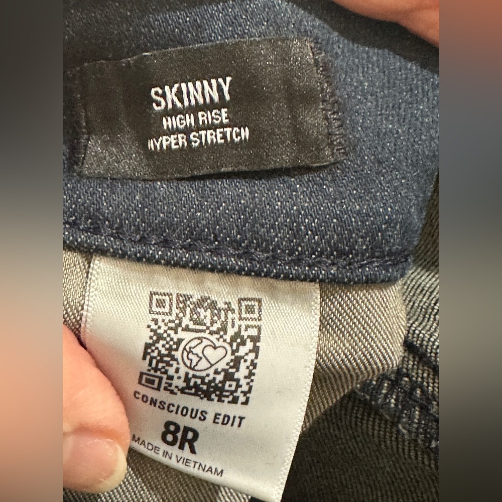 Express Skinny High Rise Hyper Stretch Jeans - Picture 3 of 4